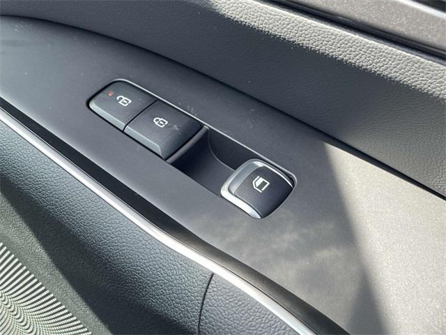 new 2025 Kia Sorento car, priced at $34,751