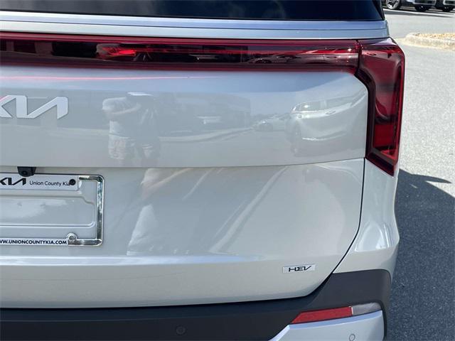 new 2026 Kia Carnival Hybrid car, priced at $44,704