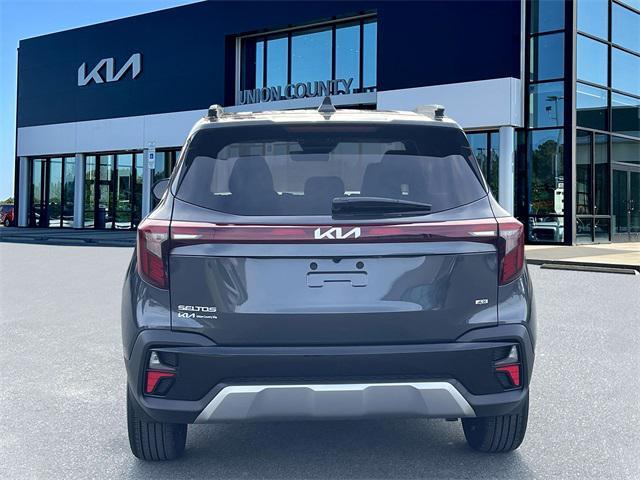 new 2025 Kia Seltos car, priced at $27,470