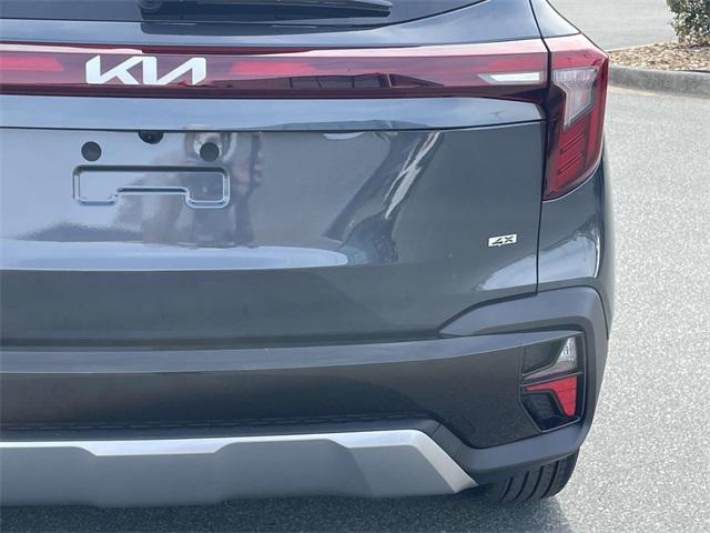 new 2025 Kia Seltos car, priced at $27,470