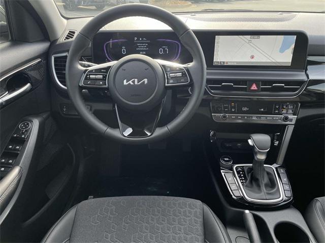 new 2025 Kia Seltos car, priced at $26,970