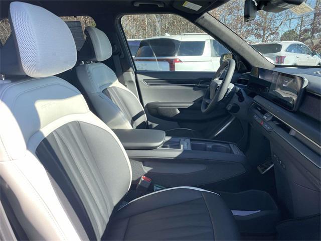 new 2026 Kia EV9 car, priced at $62,180