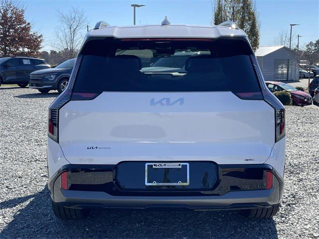 new 2026 Kia EV9 car, priced at $62,180