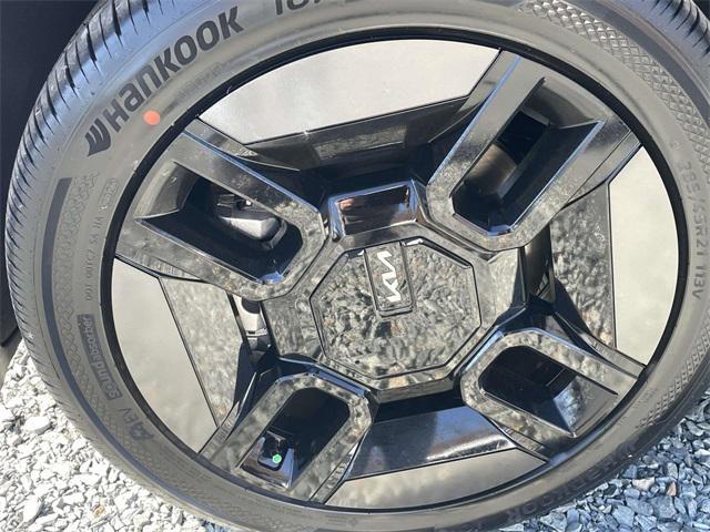 new 2026 Kia EV9 car, priced at $62,180