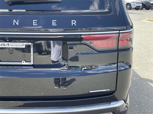 used 2022 Jeep Wagoneer car, priced at $35,870