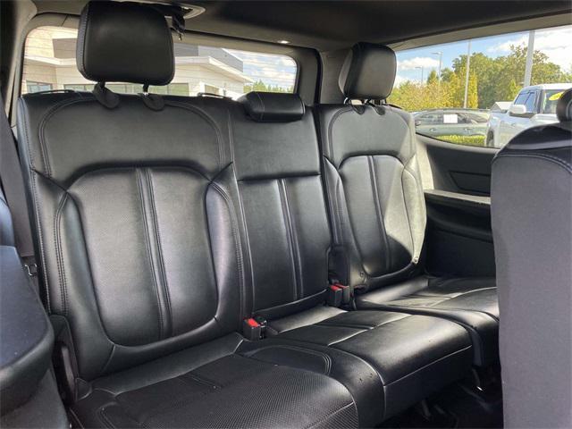 used 2022 Jeep Wagoneer car, priced at $35,870