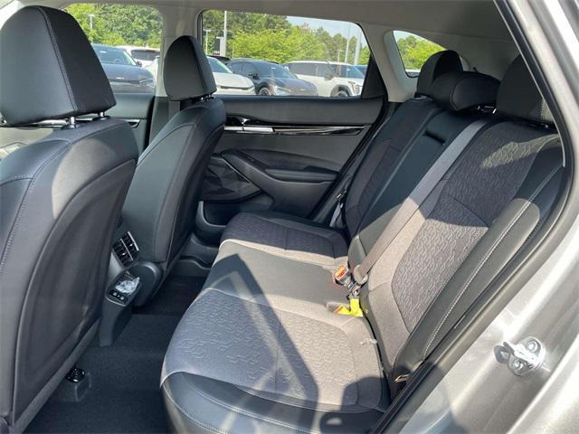 new 2025 Kia Seltos car, priced at $24,737