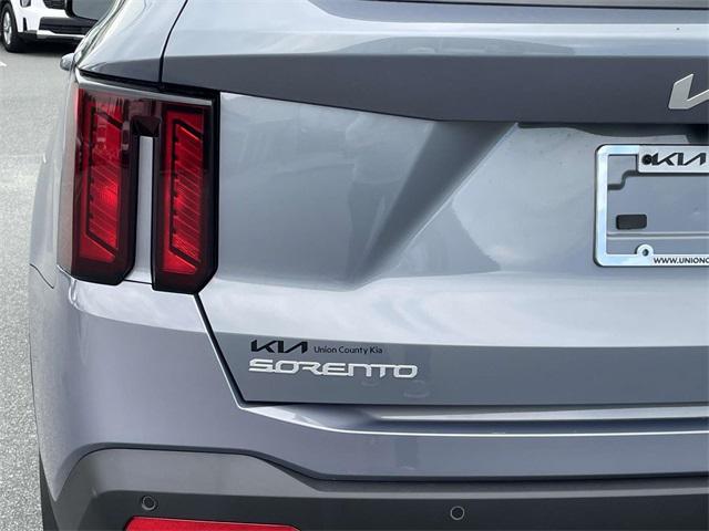 new 2025 Kia Sorento car, priced at $37,664