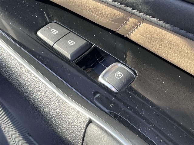 used 2025 Kia Sorento car, priced at $44,550