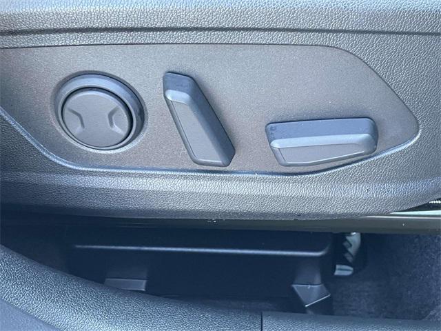 used 2025 Kia Sorento car, priced at $44,550