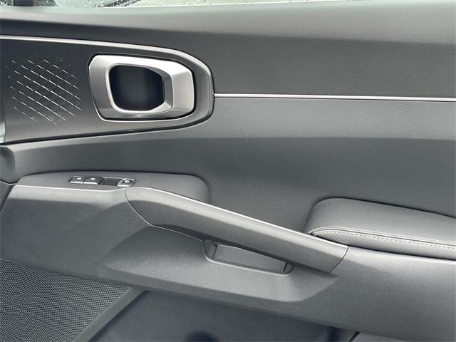 new 2025 Kia Sorento car, priced at $30,912