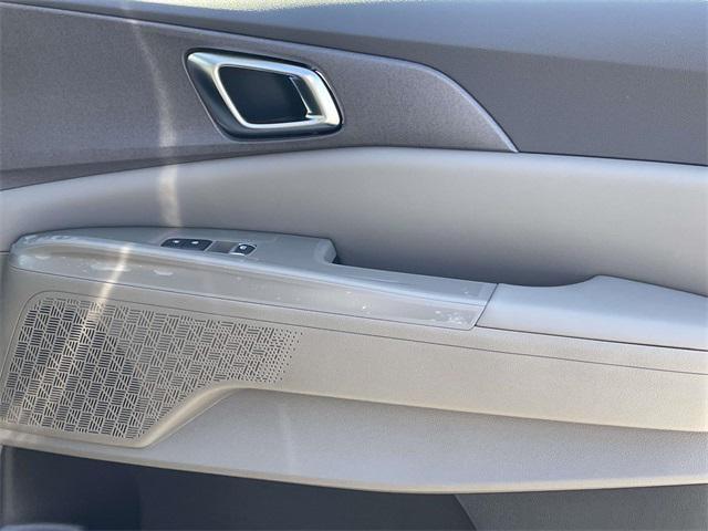 new 2026 Kia Carnival car, priced at $46,314