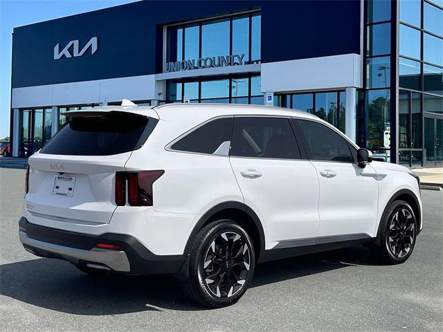 new 2025 Kia Sorento car, priced at $35,735