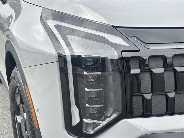 new 2026 Kia Sportage car, priced at $39,061