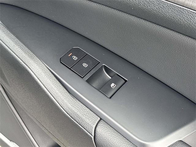 new 2026 Kia Sportage car, priced at $39,061