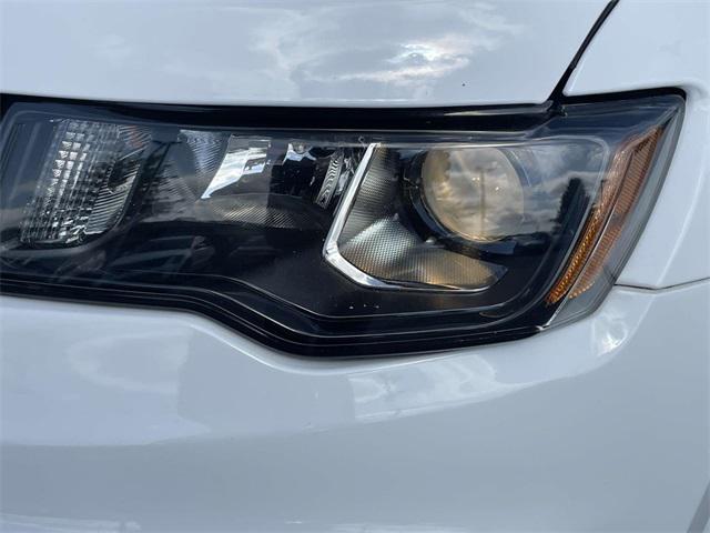 used 2021 Jeep Grand Cherokee car, priced at $21,800