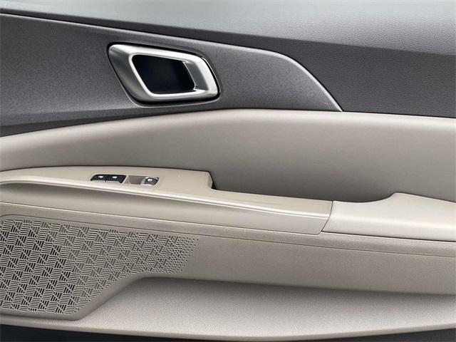 new 2026 Kia Carnival car, priced at $43,168