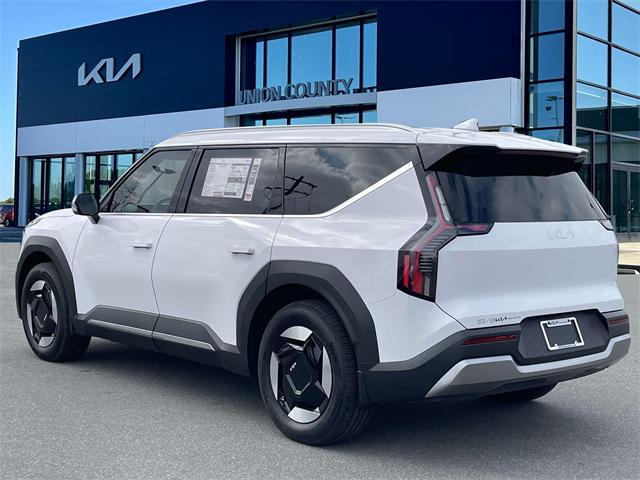 new 2025 Kia EV9 car, priced at $57,065