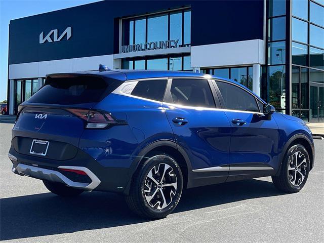 new 2025 Kia Sportage car, priced at $29,583