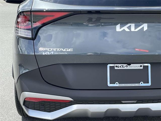 new 2025 Kia Sportage car, priced at $27,000