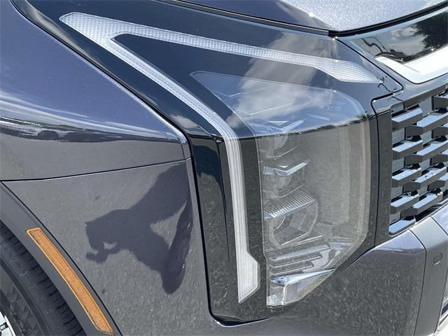 new 2026 Kia Sportage car, priced at $31,342