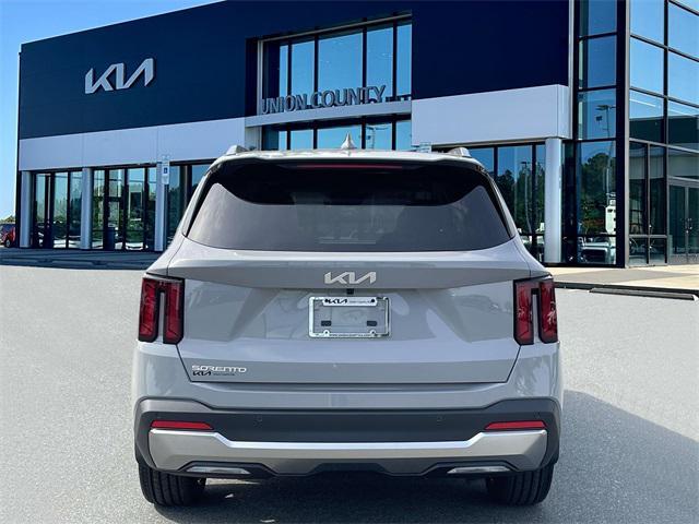 new 2025 Kia Sorento car, priced at $38,127