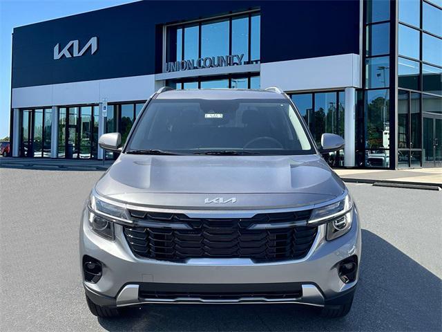 new 2025 Kia Seltos car, priced at $24,737