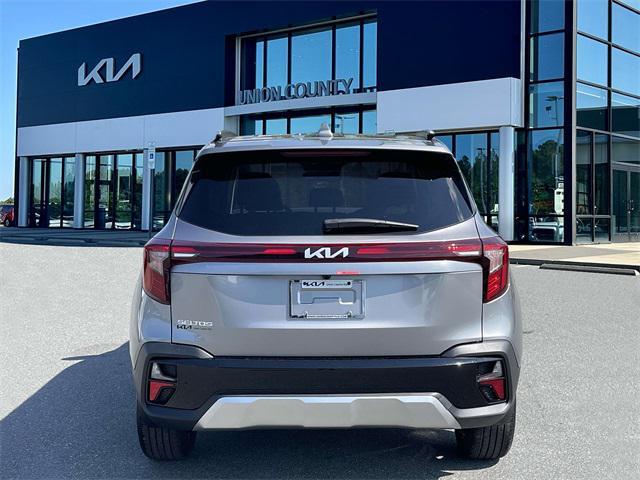 new 2025 Kia Seltos car, priced at $24,737