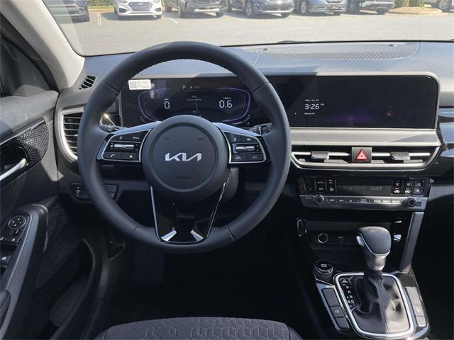 new 2025 Kia Seltos car, priced at $24,737