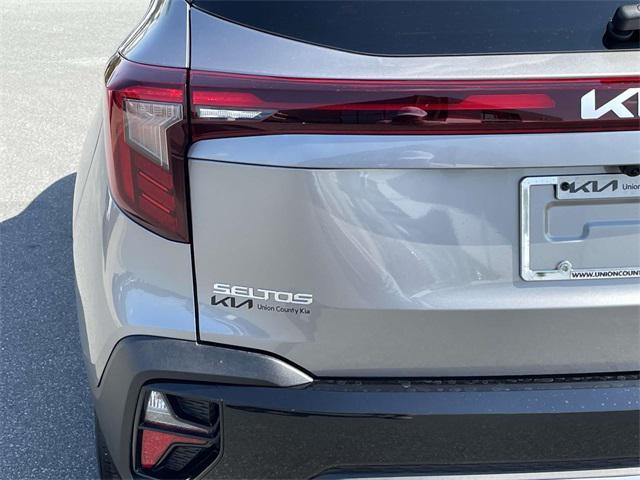 new 2025 Kia Seltos car, priced at $24,737