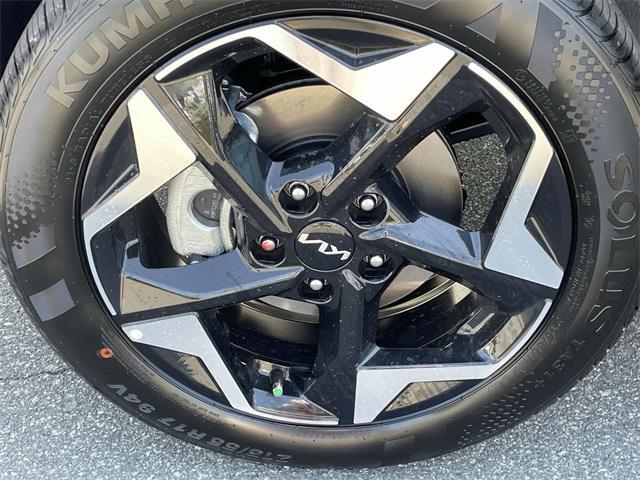 new 2025 Kia Seltos car, priced at $24,737