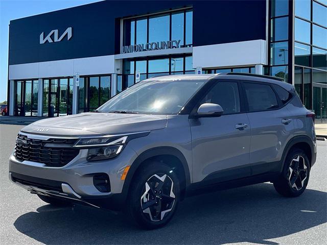 new 2025 Kia Seltos car, priced at $24,737