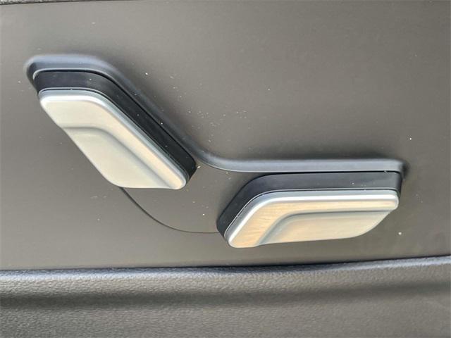 used 2024 Hyundai Santa Fe car, priced at $38,990