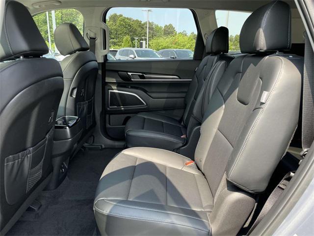 new 2025 Kia Telluride car, priced at $40,130