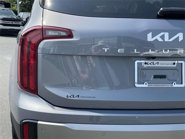 new 2025 Kia Telluride car, priced at $40,130