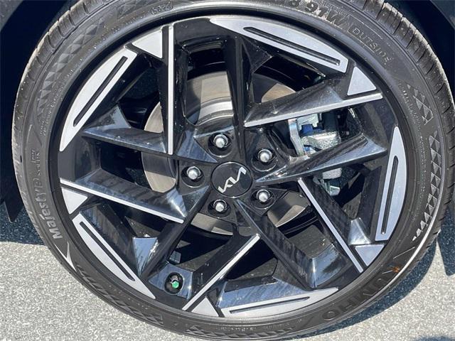 new 2025 Kia K4 car, priced at $25,600