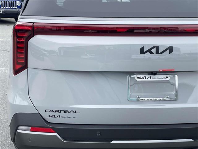 new 2025 Kia Carnival car, priced at $51,755