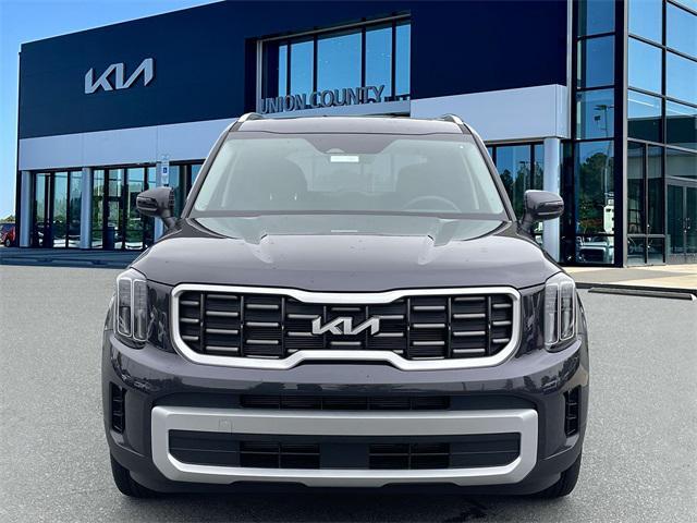 new 2025 Kia Telluride car, priced at $40,280