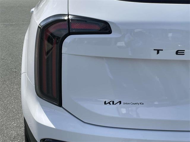 new 2025 Kia Telluride car, priced at $53,670