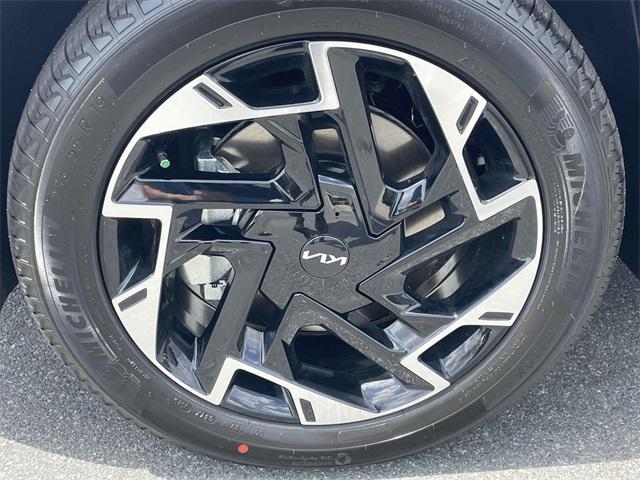 new 2025 Kia Sportage car, priced at $36,319