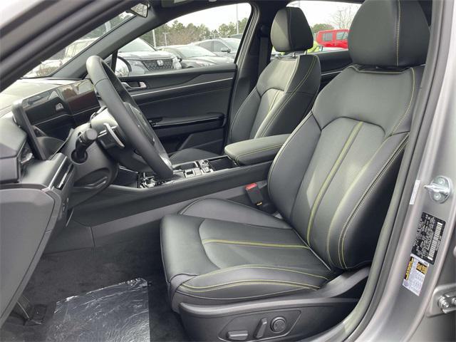 new 2025 Kia K5 car, priced at $33,050