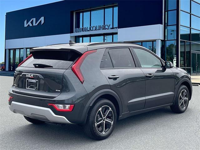 new 2025 Kia Niro car, priced at $29,031
