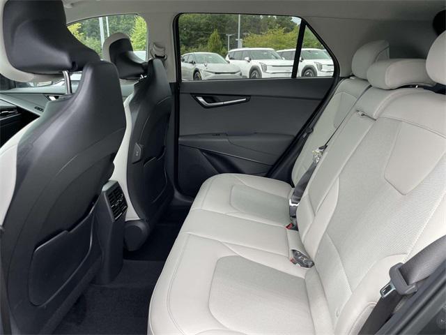 new 2025 Kia Niro car, priced at $29,031