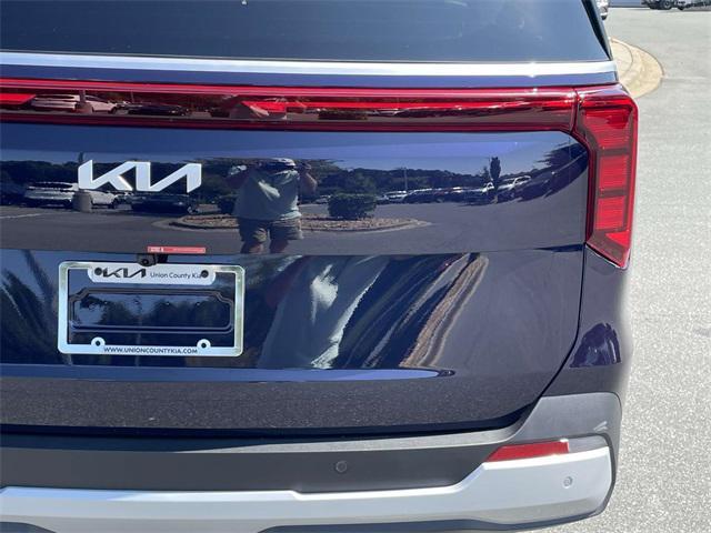 new 2025 Kia Carnival car, priced at $40,610