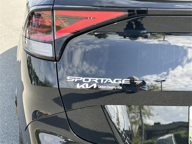 new 2025 Kia Sportage car, priced at $35,467