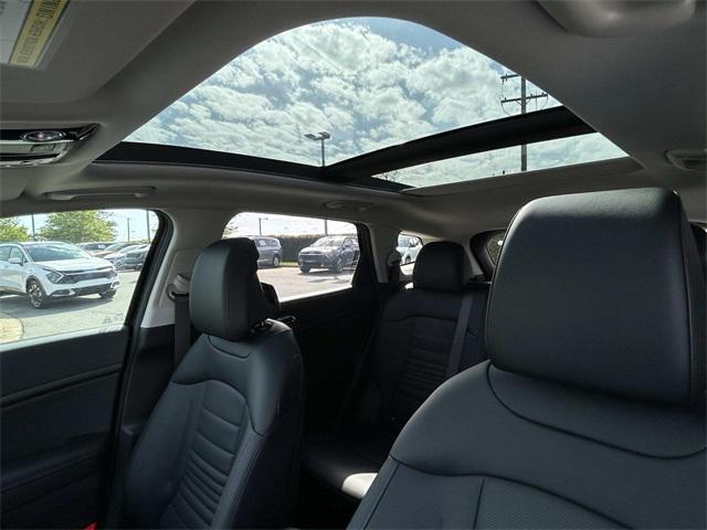 new 2025 Kia Sportage car, priced at $35,467