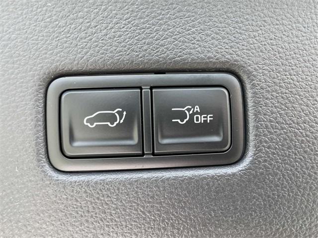 new 2026 Kia Carnival Hybrid car, priced at $45,060