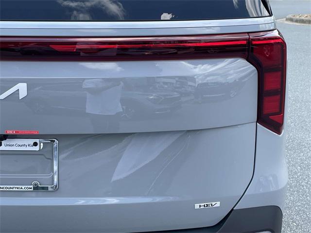 new 2026 Kia Carnival Hybrid car, priced at $45,060