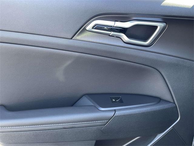 new 2026 Kia Sportage car, priced at $32,232