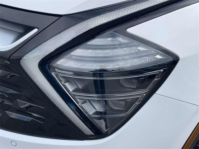 new 2025 Kia Sportage car, priced at $34,092